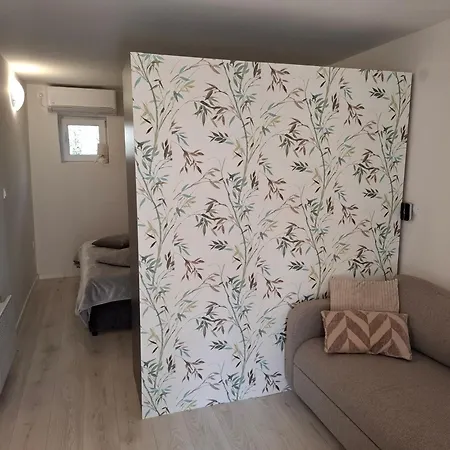 Mihael Apartment *